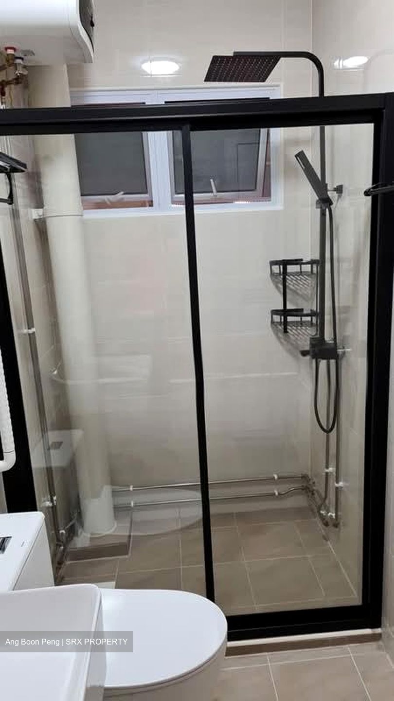 Blk 896A TAMPINES GROVE (Tampines), HDB Executive #537720311